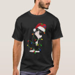 Tuxedo Cat Meow Santa Tuxie Christmas Tree Lights Tシャツ<br><div class="desc">クリックブランド名より！Tuxedo猫ニャークリスマス猫Tシャツ。サンタクロースの帽子とクリスマスツリーのライトが付いたタキシード猫をモチーフにした可愛いタキシーキャットティー。このTuxedo猫好きのTシャツは素晴らし、パパとママのための誕生日とクリスマスのプレゼントアイディアである黒い猫好き。猫が好きでクリスマスの時期は？クリスマスツリー素晴らしライツの包まれたデザインで、このサンタ黒猫が大好き。子最高の猫の猫好きの友人や家族のためのクリスマスのプレゼントや休日のアイディア、猫の所有者のための素晴らしクリスマスプレゼント。</div>