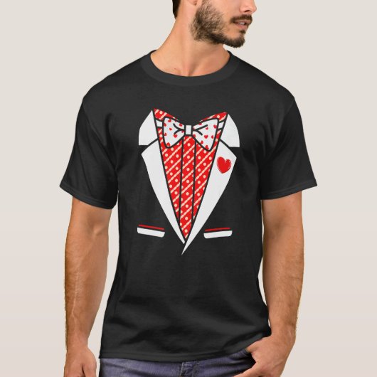 Tuxedo Red Heart Valentines Day Funny Costume Men  Tシャツ (正面)