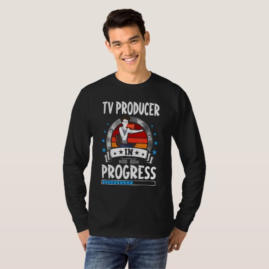 Tv Producer In Progress Trainee Student Tシャツ (正面フル)