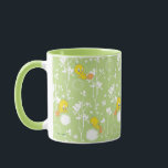 TWEETY™スプリングタイムビーブ マグカップ<br><div class="desc">この楽しいパターンは、春開花の間で愛らしいTweety Birdのフレーキングを特徴とする。新鮮なライムグリーンの背景に向かって、Twetyの複数のポーズよくはしゃぐは、デザインに鮮やかtouchと春の明るさを具現化する。白い花お洒落やダイナミックなポーズのTweettyは、子ども用の文房具やベッドルームの装飾からフェスティバル包装の紙まで、色や喜びのスプラッシュまで、さまざまな用途に最適。</div>