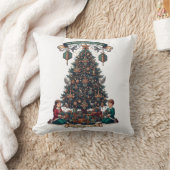 Twelve Days of Christmas T-Shirt, Ornate Gift Tree クッション (ブランケット)