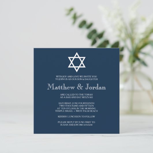 Twin Bar Mitzvah Invitation - Modern 招待状 (スタンド正面)