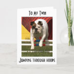 *TWIN* JUMPING THRU HOOPS TO WISH U HAPPY BIRTHDAY カード<br><div class="desc">***TWIN*** THIS DOG IS JUMPING THROUGH HOOPS TO GET TO YOU TO WISH YOU "HAPPY BIRTHDAY"</div>