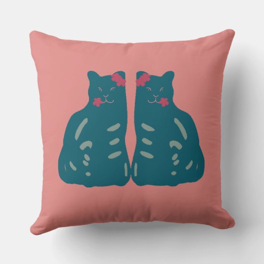 Twin Kittens Throw Pillow クッション (裏面)