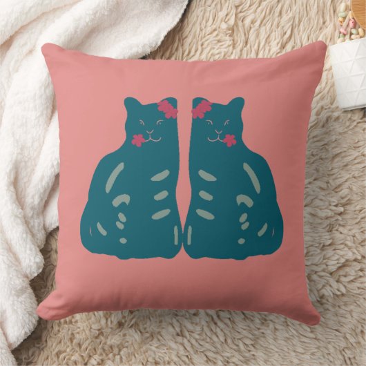 Twin Kittens Throw Pillow クッション (ブランケット)
