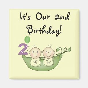 Twin Peas in a Pod 2nd誕生日Tシャツとギフト マグネット