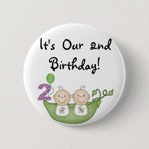 Twin Peas in a Pod 2nd誕生日Tシャツとギフト 缶バッジ