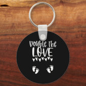 Twin Pregnancy Valentines Day Pregnant Mom Baby An キーホルダー (正面)