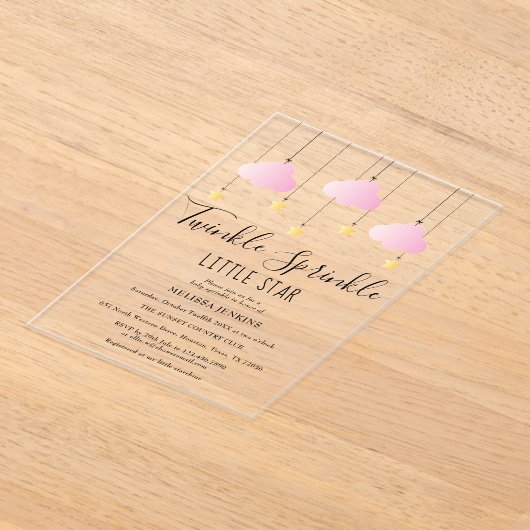 Twinkle散水小スターピンクの女の子の赤ちゃんシャワー アクリル招待状 (レイダウン)