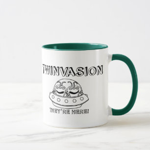 TWINVASION "それらはここにあります! " マグカップ