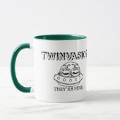 TWINVASION "それらはここにあります! " マグカップ (左)