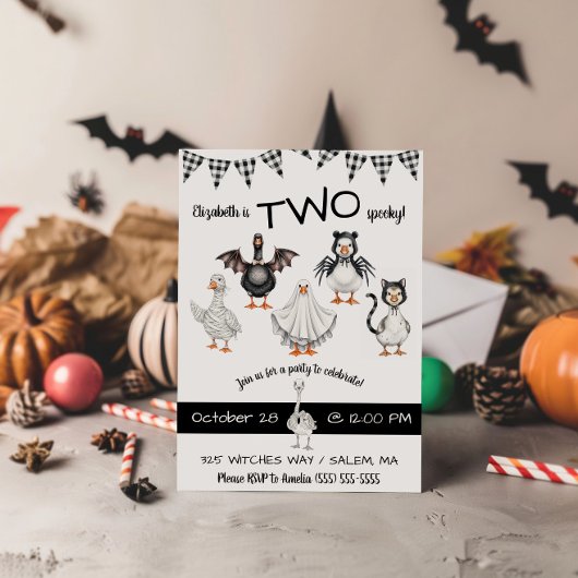TWO スプーキー!ハロウィーンのガチョウの2歳の誕生日パーティー 招待状