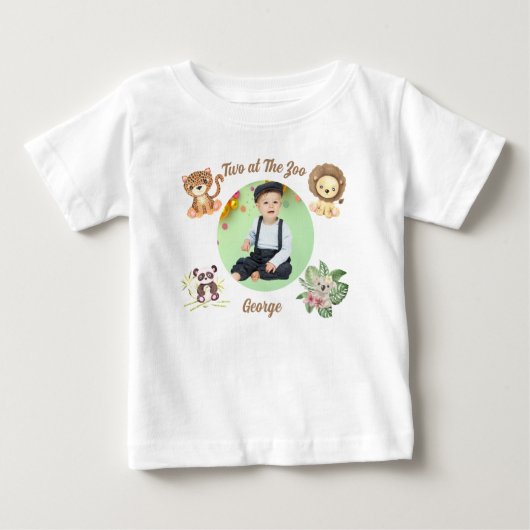 Two at the Zoo サファリ ジャングル 動物 誕生日 ベビーTシャツ (正面)