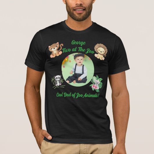 Two at the Zoo Safari Jungle Animals Birthday Dad Tシャツ (正面)