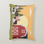 Two Cows and a Red Barn at Sunrise アクセントクッション (裏面(縦))