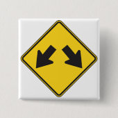 Two Downward Arrows Warning Road Sign 缶バッジ (正面)