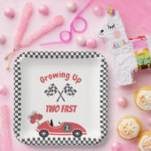 "Two Fast"レッドレースカー誕生日パーティープレート ペーパープレート (パーティー)