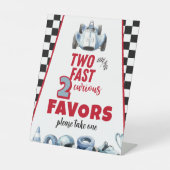 Two Fast 2nd birthday Boy Racing Car Favors 台座サイン (正面)