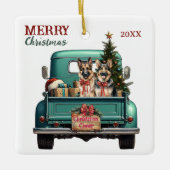 Two German Shepherd Dogs Retro Truck Christmas セラミックオーナメント (正面)