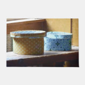 Two Hat Boxes ドアマット (正面)