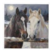 Two Horses on a Snowy Farm Under the Moon タイル (正面)