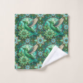 Two images showcasing towels with an intricate  バスタオルセット (ウォッシュタオル)