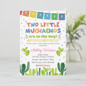 Two Litlle Muchachos Invitation Twins Baby Shower 招待状 (スタンド正面)