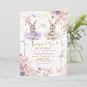 Two Little Bunnies Twins Floral Girl Baby Shower 招待状 (スタンド正面)