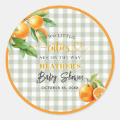 Two Little Cuties are on the Way ベビーシャワー ラウンドシール (正面)