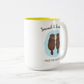 Two Lovely Cute Otters Custom Name Valentine's Day ツートーンマグカップ (正面右)
