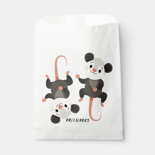 Two Lying Opossums, Custom Birthday Date フェイバーバッグ (正面)