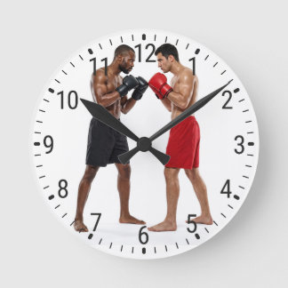 Two Male Boxers Facing Off Boxing Gym Decor ラウンド壁時計