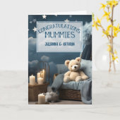 Two Mumsボーイブルー新生児おめでとう カード (黄色い花)