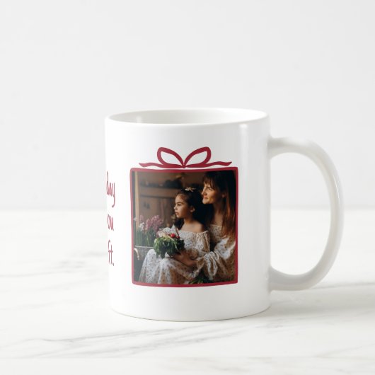 Two Photos Red Gift Box and Bow Frame コーヒーマグカップ (右)