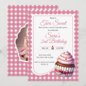 Two Sweet Pink Cupcake Girl 2nd Birthday Party  招待状 (正面/裏面)