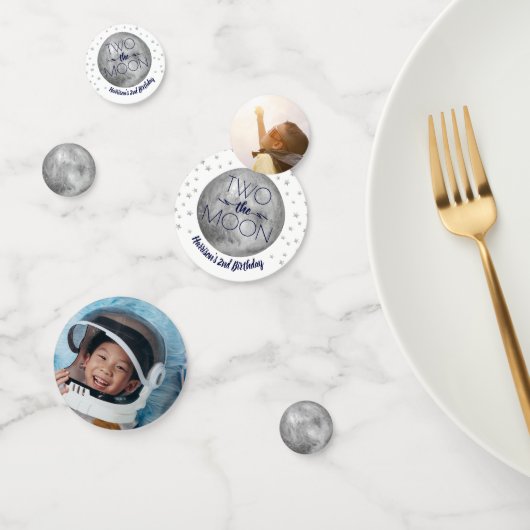 Two The Moon 2nd Birthdayパーティー写真 コンフェッティ (グループ)