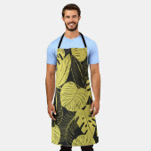 Two Tone Yellow Black Tropical Leaf Seamless Patte エプロン (着用した状態)