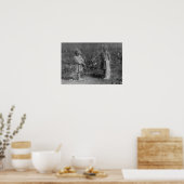 Two Young Girls Picking Cotton Photograph ポスター (キッチン)