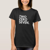 TWO ZERO SEVEN Area Code 207 Portland ME Maine USA Tシャツ (正面)