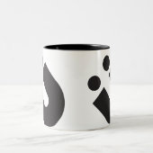 TYP(O) Creations: Umlaut Ü ツートーンマグカップ (中央)