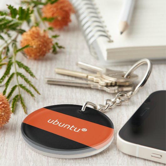 Ubuntuのロゴボタンのキーホルダー キーホルダー (正面右)