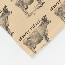 Udderly Ridiculous Punny Cow フリースブランケット