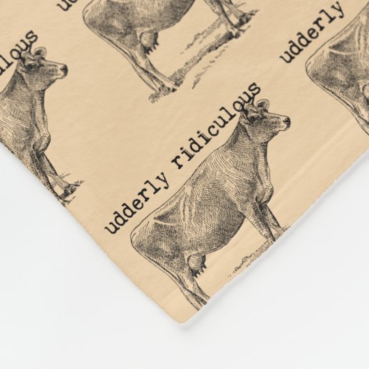 Udderly Ridiculous Punny Cow フリースブランケット (角)