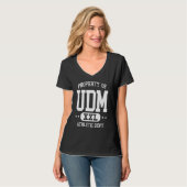 UDM レトロ アスレチック プロパティ 部局 Tシャツ (正面フル)