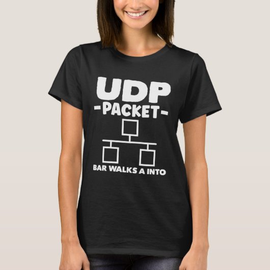 UDP Packet Bar Walks A Into Network Admin Tシャツ (正面)