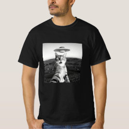 UFOおもしろいエイリアン猫セルフィー Tシャツ