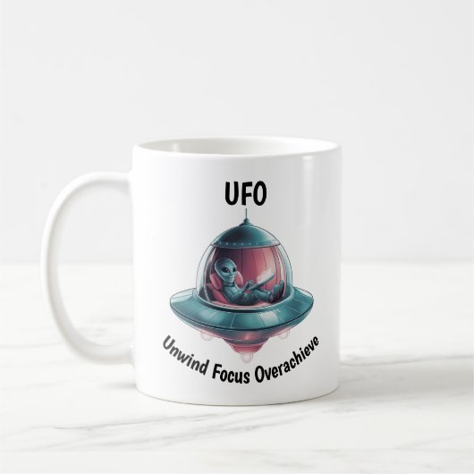 UFOのおもしろいエイリアン コーヒーマグカップ (左)