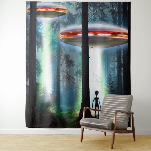 UFOのエイリアンの森 タペストリー (インサイチュ)