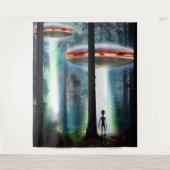 UFOのエイリアン林 タペストリー (正面)