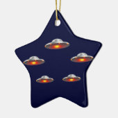 UFOの空飛ぶ円盤のクリスマスのオーナメント セラミックオーナメント (左)